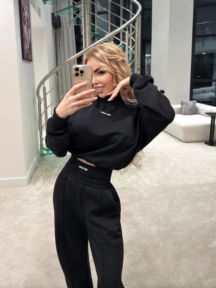 Vogue Sweatshirt Black - Bona Fide